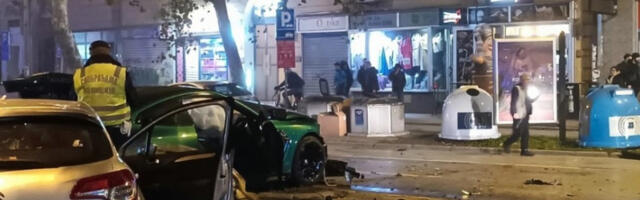 Таксисти се окупили на месту смрти њиховог колеге