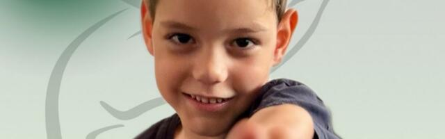 Aleksandar ne govori, ali njegov osmeh pobeđuje: Bije veliku bitku, ne može sam, treba mu naša pomoć