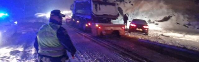 Drama na Dubašnici: Jedno lice zavejano, akcija spasavanja u toku