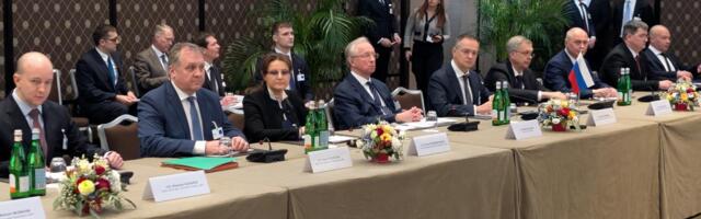 "O NAJVIŠOJ DIPLOMATIJI RAZGOVARAJU ONI KOJI NEMAJU VEZE SA NJOM" Stručnjaci o pregovorima u Ženevi: "Ovo je poslednja američka misija"