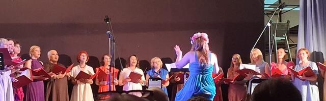 Hor Belgrade evergreen singers priredio nezaboravno veče u Božidarcu: Publika uživala u evergrin hitovima