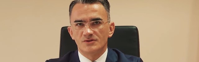 Leposavić smenjen, usvojena Rezolucija o Srebrenici uz podršku DPS-a
