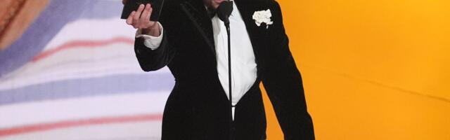 Pevač za kojim žene gube razum je ispisao istoriju na Gremiju: Bad Bunny je PRVI kome je ovo pošlo za rukom