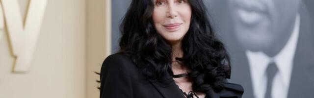 Šer tek posle 15 godina saznala da ima unuku: Evo kako je izgledao njihov susret