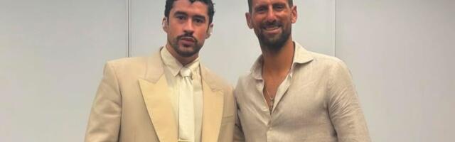 Nole "ukrao šou" Bed Baniju, ludilo u Londonu: Uzeo mikrofon usred koncerta, masa ODLEPILA zbog njegove poruke
