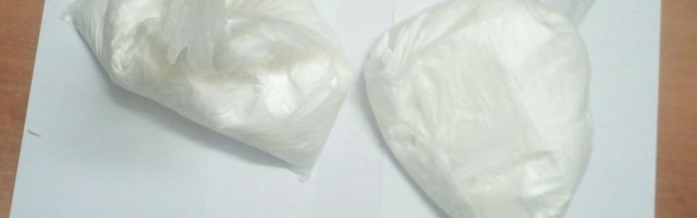 UHAPŠEN SA SEDAM PAKETIĆA HEROINA: Pogledajte koliko godina ima ovaj novosadski diler, sramota!