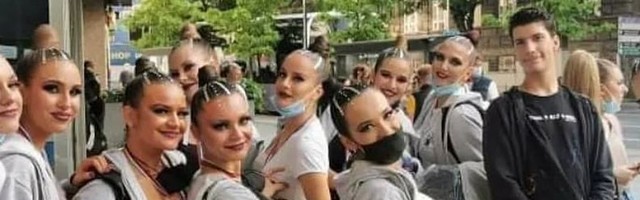 Leskovačka plesna grupa Step by step svetski vicešampion: BRAVO ZA NAS