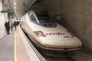 Оставке у Шпанији – потрошено 250 милиона евра за возове који не могу да прођу кроз тунеле
