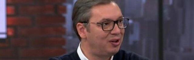 OPOZICIJA UŽIVA U PLODOVIMA NJEGOVOG RADA! Vučić zadovoljan: Najsrećniji sam kad na proteste protiv mene dolaze vozovima Soko