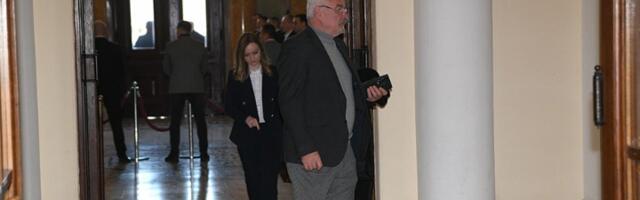 Nestorović vređao opoziciju: Potpuni su idioti, jad i beda!