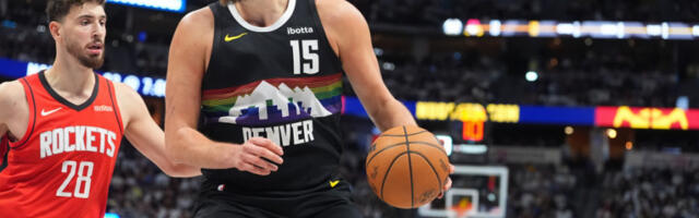 JOKIĆ OVO NE PAMTI NBA liga priča o potezu igrača Hjustona (VIDEO)