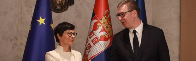 „Suština je jednostavna – preigrao se“: Šta ako Vučić ne potpiše Mrdićeve zakone?