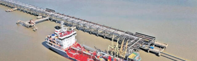 Трамп у Ормуском пролазу искушава Пекинг