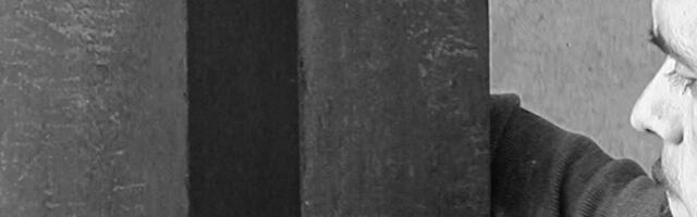 Likovno preispitivanje i demistifikacija: O likovnom stvaralaštvu Dejana Rusimovića (1966 - 2025)