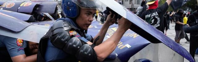 Filipini u haosu: PREPUNE ulice zbog korupcionaškog skandala (FOTO)