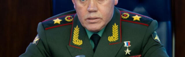 Герасимов: Руска војска напредује у свим правцима у Украјини