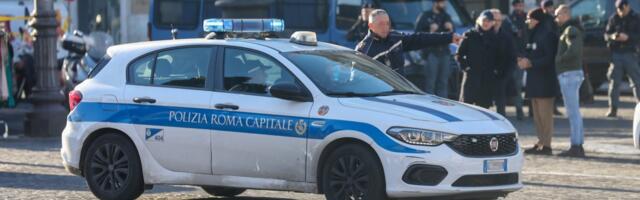 U sudaru kamiona i automobila kod Modene poginule 3 osobe