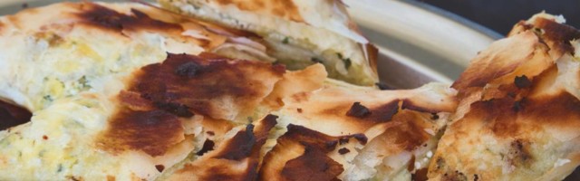 Tradicionalna makedonska pita sa sirom se pravi bez kora a ljudi je toliko vole da je zovu "komšinica"