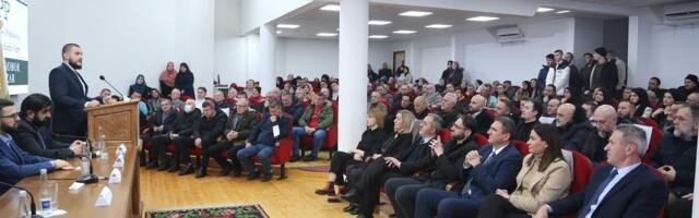 Usame Zukorlić na skupu GO SPP Novi Pazar – Umjesto politike blaćenja, baštinit ćemo politiku projekata i pozitivnih rezultata