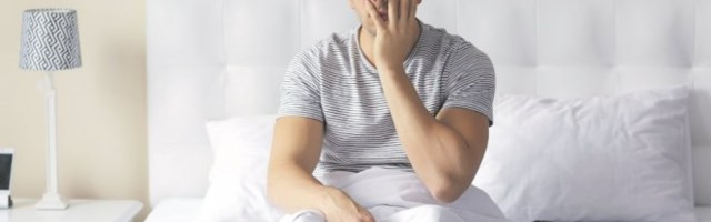 Muškarci, da li biste nosili SPAVAĆICU? Ova je krojena SAMO ZA VAS! (FOTO)