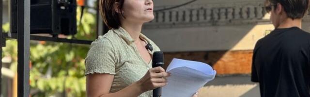 Nikolina Sinđelić ispred JZO poručila Kričku: Ne postoji mesto na kom ćeš se sakriti kada ovo prođe