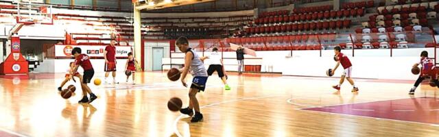 Završena rekonstrukcija Hale kraj Morave: Nov parket, table, obruči i sistem rasvete, renovirane tribine…