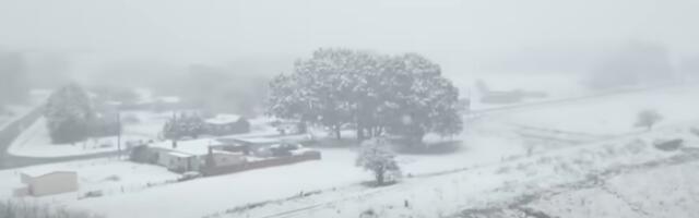 HLADNOĆA OKOVALA REPUBLIKU SRPSKU I REGION! Na severu sneg, a na primorju olujna bura!