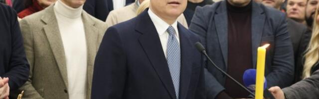 "NEKA NOVO VREME BUDE BOLJE ZA SRPSKI NAROD" Vučević sa naprednjacima proslavlja Badnji dan: Ponosni na odbranu Srbije i podršku Aleksandru Vučiću! (FOTO, VIDEO)