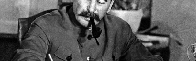 Ovu ženu je Staljin obožavao, a nikad se nije oženio njom: Preko dana nosila tanjire, noću bi krišom ušla u njegovu sobu, kad je umro jecala je na sav glas