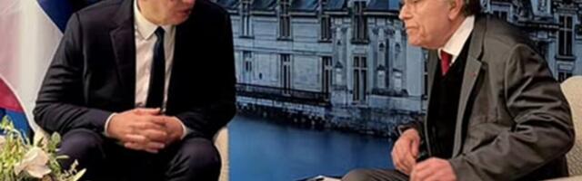 VAŽAN SASTANAK: Predsednik Vučić se sastao sa Monbrijalom u Šantiliju