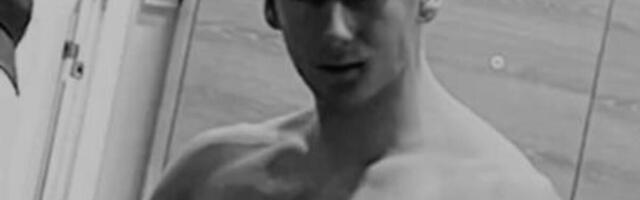 "KAO OD BREGA ODVALJEN": HARIS DAO SINU SAVET, ON SE SADA SKINUO GO! Vilice pale - A MAJKA GA NE POZNAJE