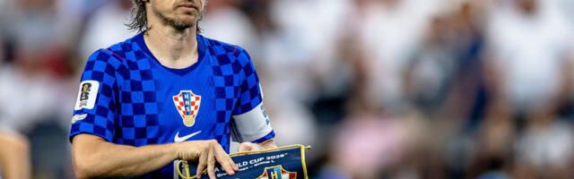 MODRIĆ NE MOŽE DA PREBROJI SVE MILIONE U KOJIMA SE KUPA! Ima mogućnost da letuje bilo gde na planeti, a izabrao je baš ovo mesto
