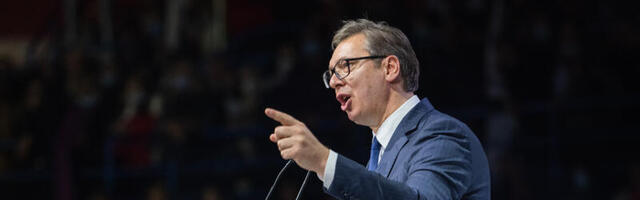 Vučić: Svi koji budu bacali kamenice ili budu pokušali da nasilno uđu u Skupštinu dobiće najmanje tri godine zatvora
