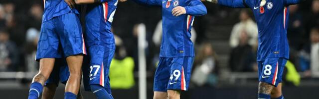 ISPLIVALI ŠOK DETALJI IZ SVLAČIONICE ČELSIJA! PEDRO OTKRIO ZBOG ČEGA SU NJEGOVI SAIGRAČI UZNEMIRENI! Zatekla ih je neočekivana vest, to baš nisu očekivali...