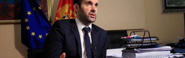 Milojko, trepni ako si otet: Crnu Goru trese bezbednosni tornado, premijer ćuti