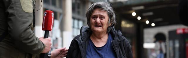 "Ne bi skočila sama…"- plač ispred Filozofskog fakulteta: Građani zahtevaju hitan pretres zgrade: "Ako to vlast ne uradi, narod će"