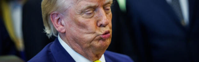 Републиканац критиковао Трампа: Америка мора безусловно да подржи Кијев