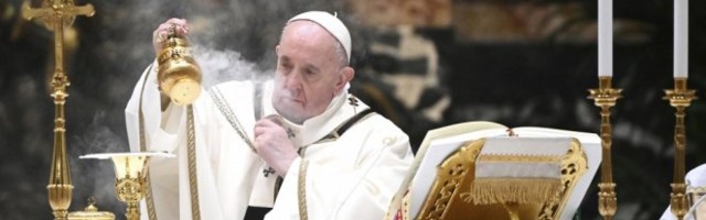 PAPA ODRŽAO MISU NA VELIKI KATOLIČKI PRAZNIK! Evo koju je poruku poslao vernicima