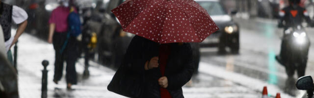 STIŽE OLUJA, POČINJE U 17 ČASOVA Ovde već pljušti