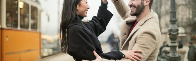 Horoskop za 18. oktobar: Ljubav će se roditi iz prijateljstva kod ova dva znaka