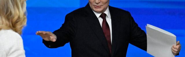 NOVINAR ZAPROSIO DEVOJKU PRED PUTINOM, pa ga pozvao na svadbu! Ovu reakciju morate da vidite! (VIDEO)