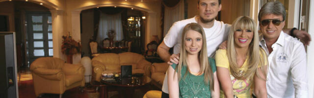 RADOST POSLE VELIKE TUGE! UDOVICA SAŠE POPOVIĆA POSTALA BABA! Njen sin dobio ćerku - bebino ime biblijskog porekla