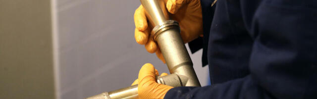 Majstor za 15 minuta posla i zamenu dva ventila uzeo preko 100 evra! Domaćinu se slošilo kad je izgovorio cifru!