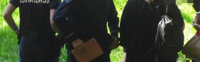 MLADIĆ (19) SEKIROM UBIO ČOVEKA KOD RUME, PA NAREDNE NOĆI PREVEZAO I ZAPALIO TELO! Otkriven HOROR u selu Hrtkovci!