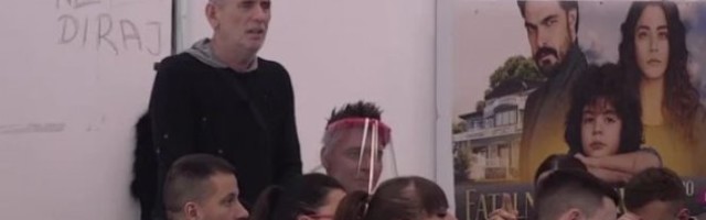 TENZIJA DOSTIGLA VRHUNAC! Mića izabrao potrčke pa ŠOKIRAO SVE! A onda je nastao KOLAPS između Miljane i Bore /VIDEO/