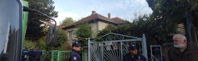 Izvršitelji iselili porodicu u ulici Vojvode Tankosića u Nišu