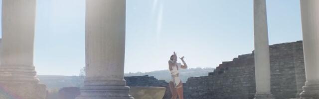 Neverne bebe objavile pesmu: Spot u Felix Romuliani