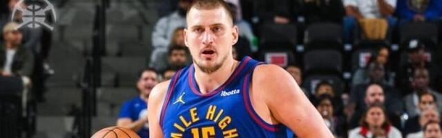 DABL-DABL NA POLUVREMENU ZA JOKIĆA! Nikola u šestoj brzini, ali su Kavalirsi u vođstvu!