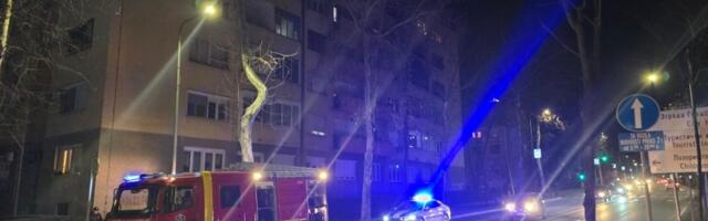 Lokalizovan požar  u stambenoj zgradi u Ulici Nikole Pašića (FOTO)
