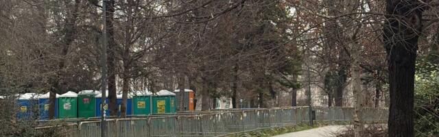 Deo Pionirskog parka ponovo prohodan: Uklonjeni šatori pristalica vlasti
